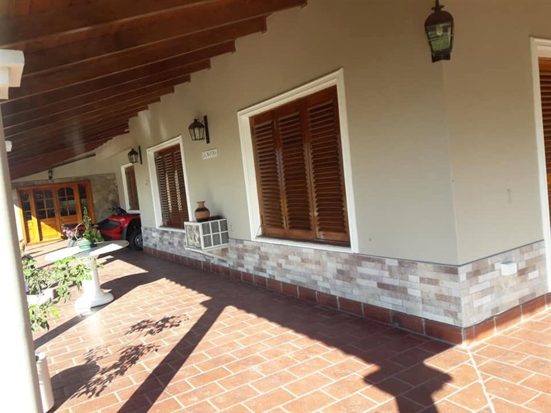 Foto 17 de la casa rural con zócalo de fibrocemento